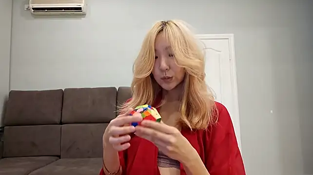 IoneGray – Live XXX-chat