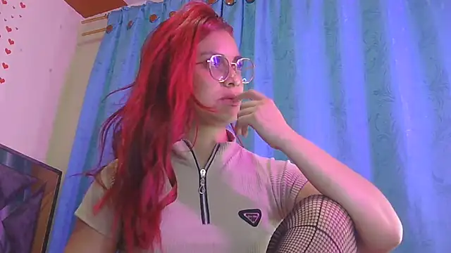 دردشة tinny_emiily الجنسية المباشرة