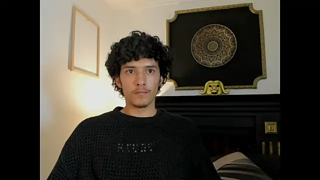 Chat +18 de santi_twink ao vivo