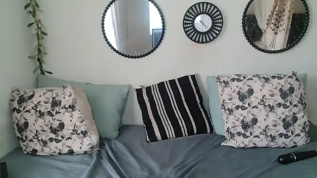 FreakyNubian Live XXX-chat