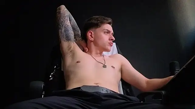 FelixStarkk – Live XXX-chat