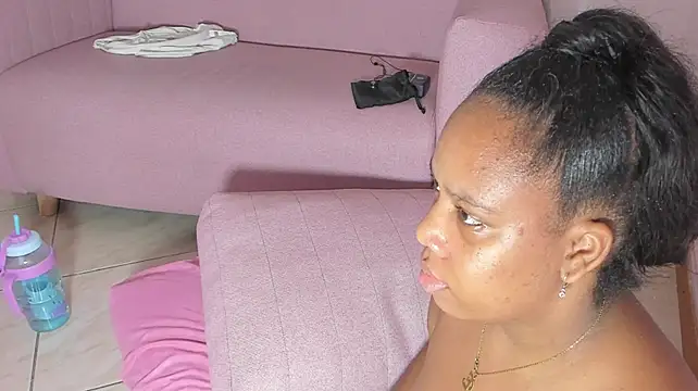Chat XXX en directo de AmaraBlake