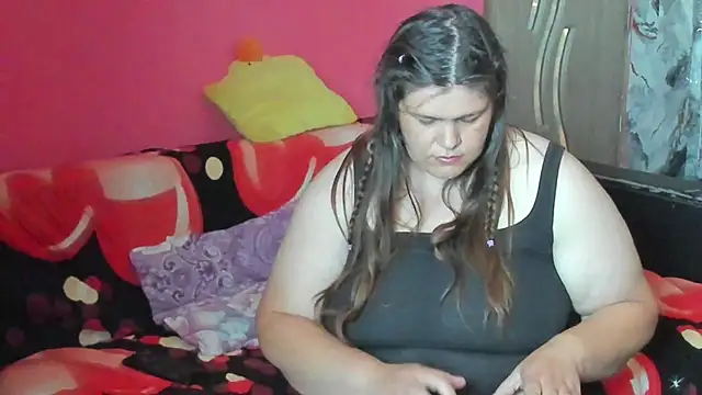 Chat +18 de IONY_ELLA_MATT ao vivo