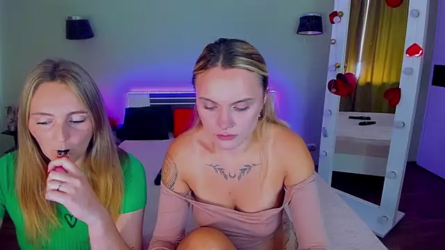 צ'אט XXX בשידור חי של MagicEyess