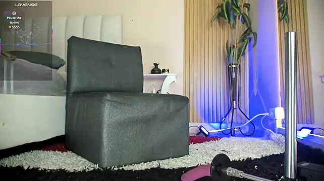 Luna__Red_ লাইভ XXX চ্যাট