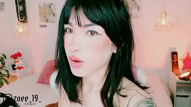 Cuteezoe - sensual dance+twerk+naked 🔥