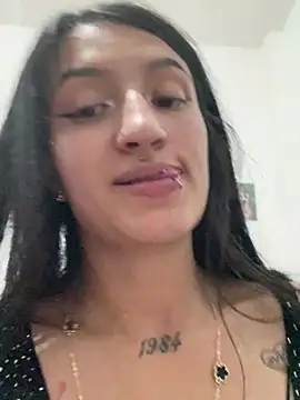 SUSI_ROJAS_19 লাইভ XXX চ্যাট