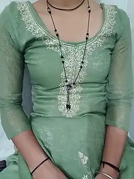 Hot_Riya_999