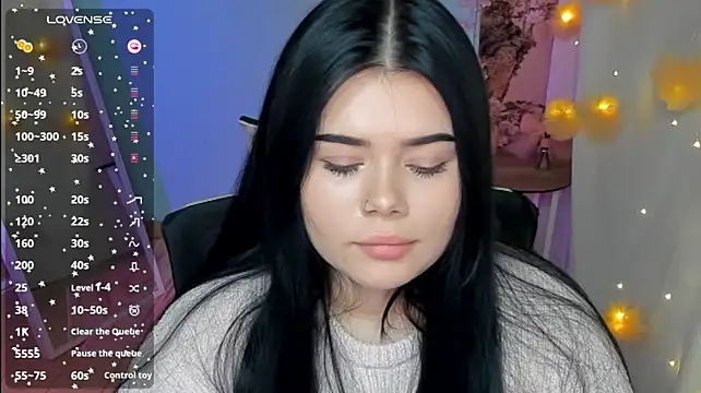 Mona_Esty লাইভ XXX চ্যাট