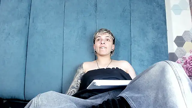 Megan_Thompson_ 라이브 XXX 채팅