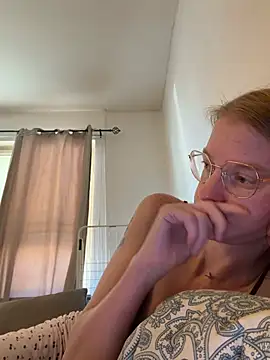 jannis1992 live XXX chat