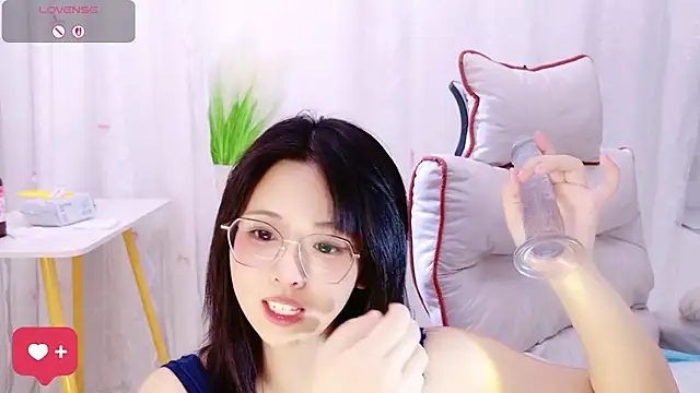 QiQi-Big - m腿抽插出水水~