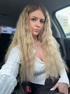 Love_Bri - Make my pussy very good