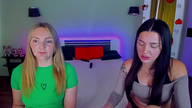 Chat XXX ao vivo de MagicEyess