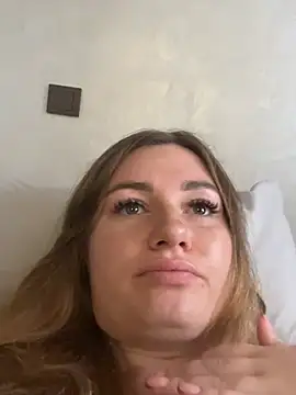 _Agata_ – Naživo XXX chat