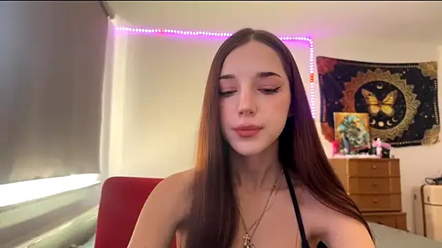 AntoninaErtle - Slide down straps