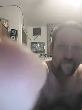 icebergXpress' Live XXX Chat