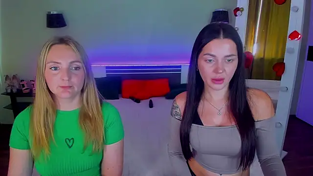 MagicEyess Adlı Modelin Canlı XXX Sohbeti