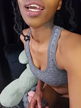 Miami_Muffin - 🔥 Reverse Cowgirl Dildo Riding 💦
