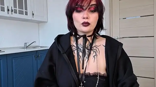 IntrigueYourDay Chat XXX live