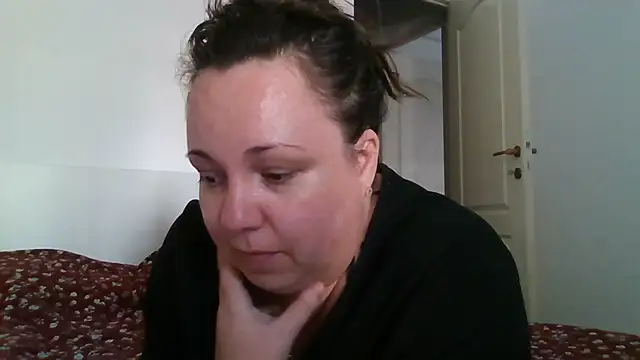 WendyRhoades Adlı Modelin Canlı XXX Sohbeti