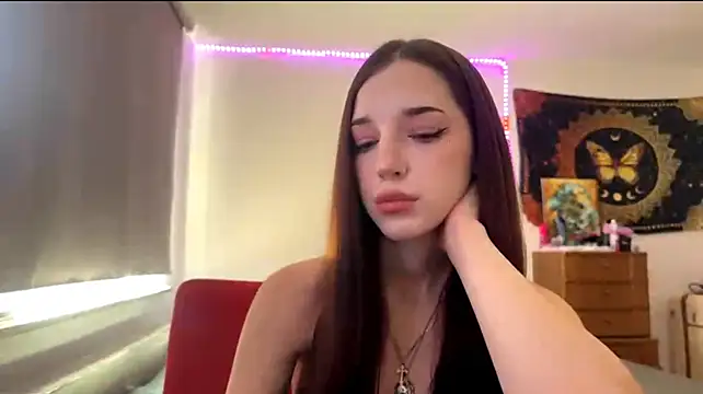 AntoninaErtle - Slide down straps