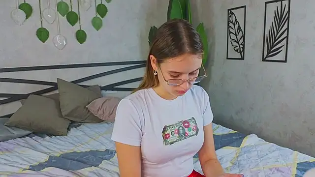 Miaa_Hill – Live XXX-chat