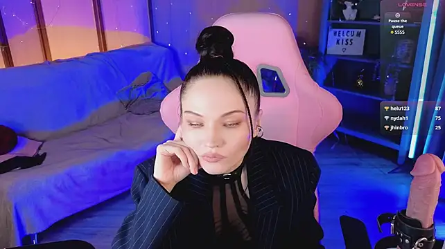 SharpSilence Chat XXX in diretta