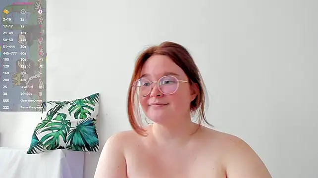 DebbieWoood's Live XXX Chat