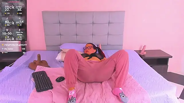 Mia_cooper19 - ride torso + cum + show boobs