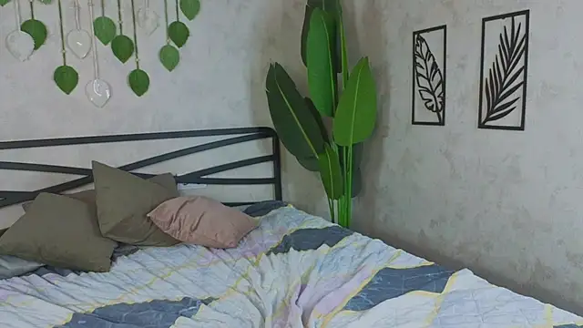 Miaa_Hill Chat XXX in diretta