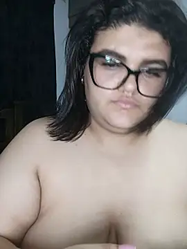Alaia99 লাইভ XXX চ্যাট
