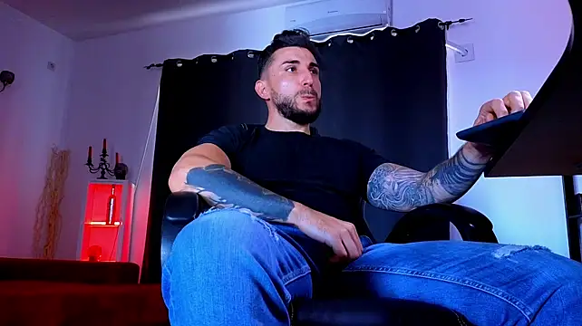 Chat XXX en directo de MightyAaron66