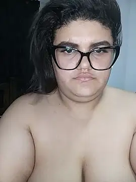 Alaia99 লাইভ XXX চ্যাট