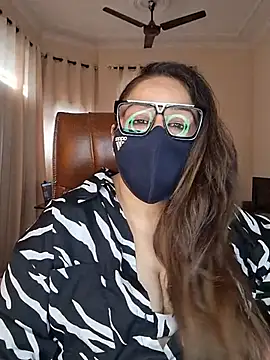 Chat +18 de SEXY-Sardarni ao vivo