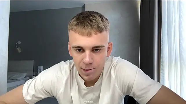 Онлайн чат XXX SoloFury