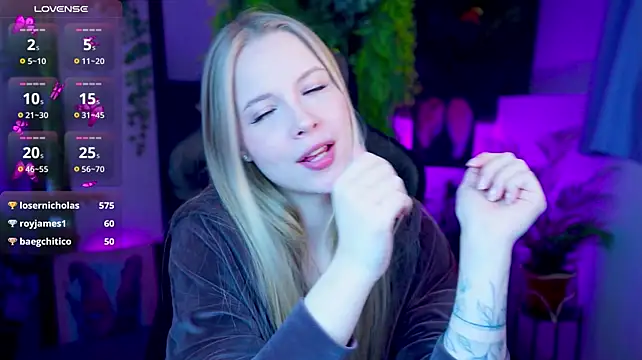 CuteMousee's Live XXX Chat