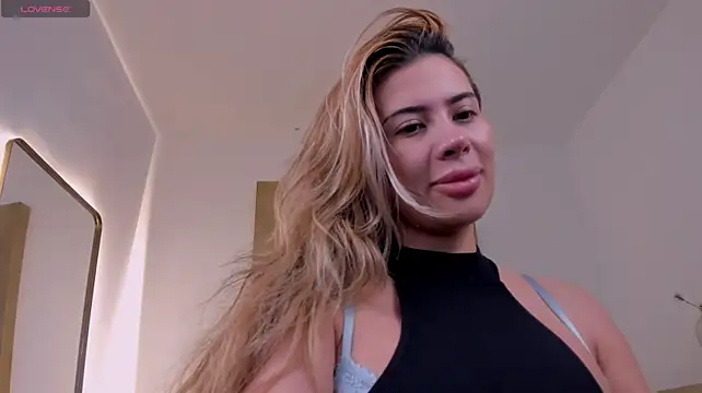 Chat +18 de ChloeBunny1 ao vivo