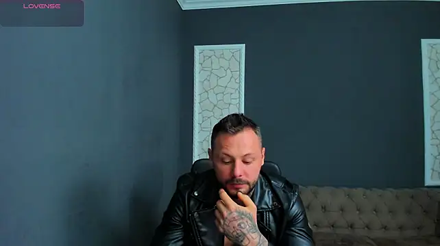 Онлайн чат XXX BrianHunts