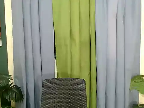 XwildCUcumberX লাইভ XXX চ্যাট