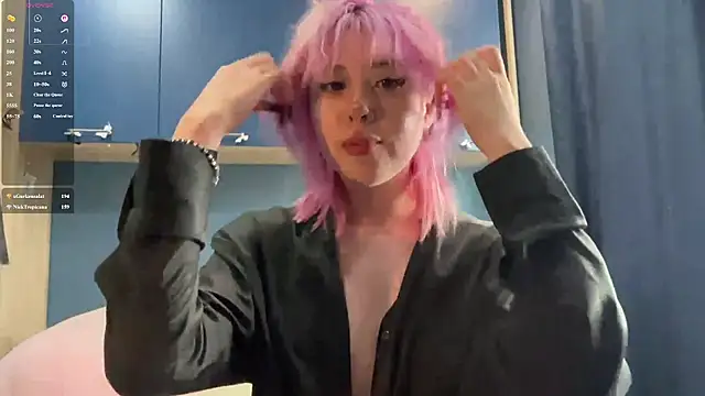 AueshaSimon - wet my nipples