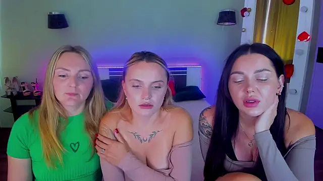 Онлайн чат XXX MagicEyess