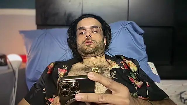 icebergslim281's Live XXX Chat