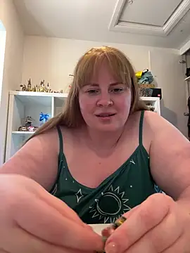 Curvy-GingeXX Live XXX-Chat