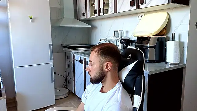 RyanStorm_'s Live XXX Chat