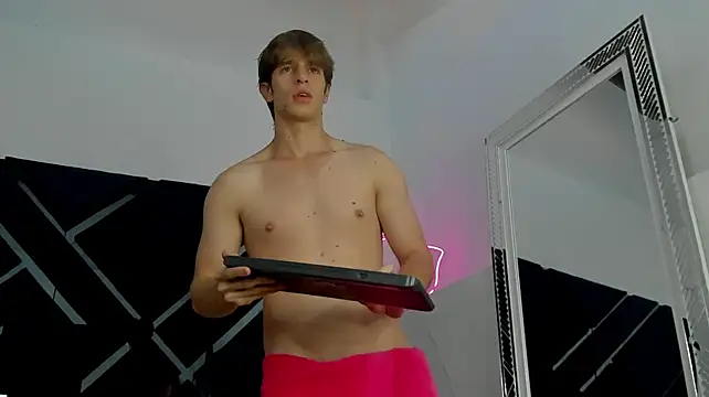 Ostin_Saints' Live XXX Chat
