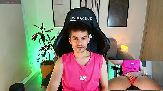 Chat XXX ao vivo de jacob_ferrer