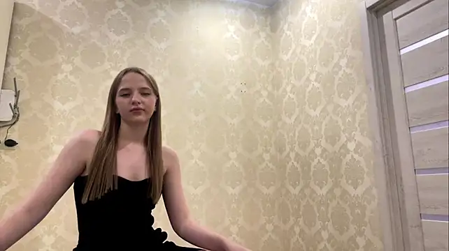 MaryanneBondy - I'll show you my sweet belly button🤍