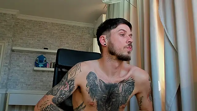 Czat XXX na żywo – JonahShaw