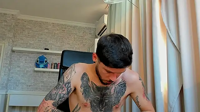 JonahShaw XXX чат на живо
